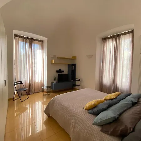 Apartament Casa Carulli49 *